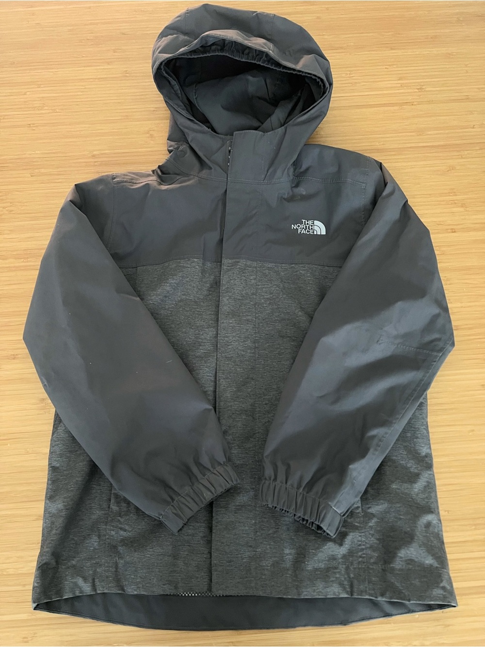 North Face Kid’s Boy’s Two-Tone Dark Gray Hooded Raincoat Size 6 XS